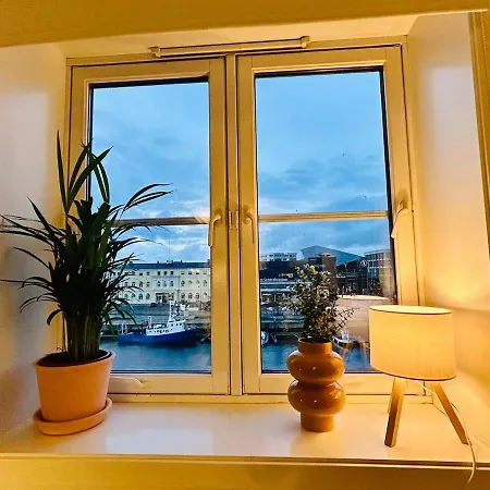 Central-Trondheim Riverside Studio-Apartment Trondheim