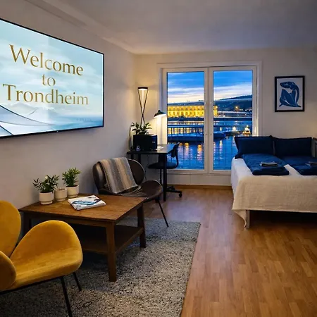 Central-Trondheim Riverside Studio-Apartment