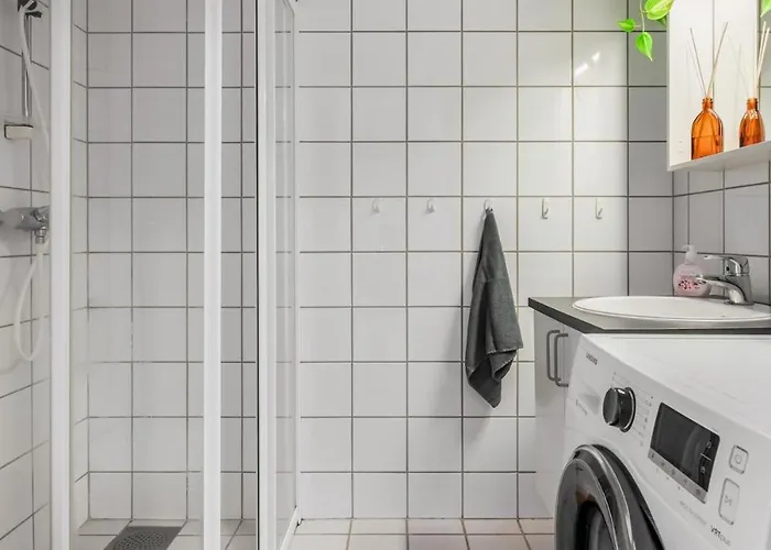 Riverside Studioapartment 100m From Trainstation! *